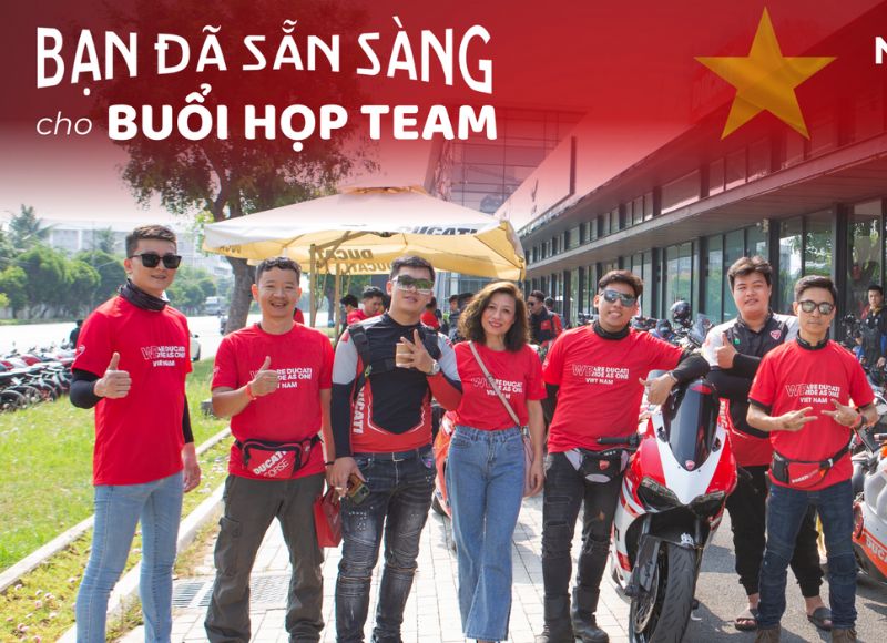 Áo Đồng Phục Nhóm – Gắn Kết Tập Thể Dịp Lễ Lớn