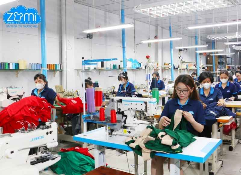 Xưởng May Đồng Phục Zumi | Sản Xuất Theo Yêu Cầu