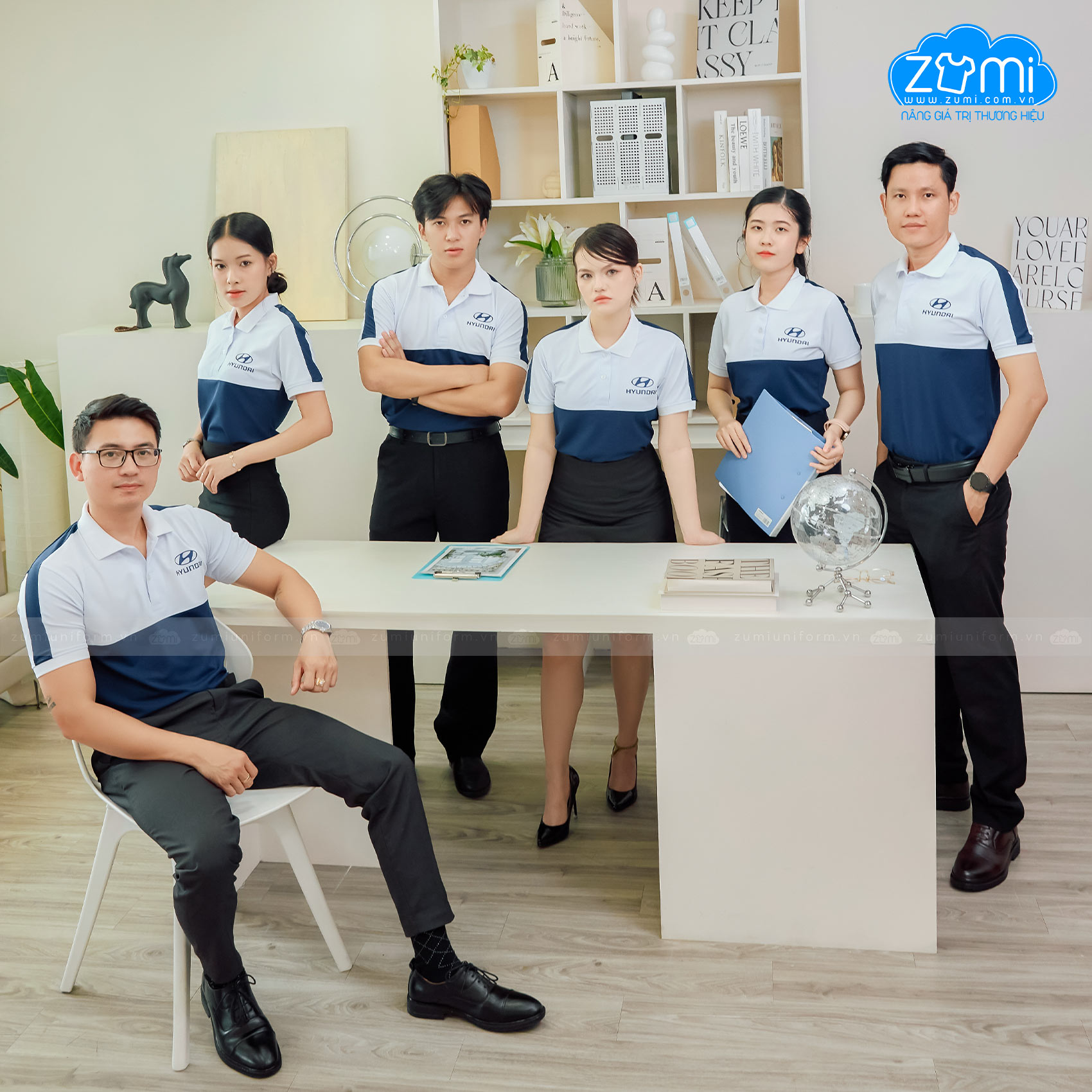 Áo Đồng Phục Cổ Trụ Hyundai